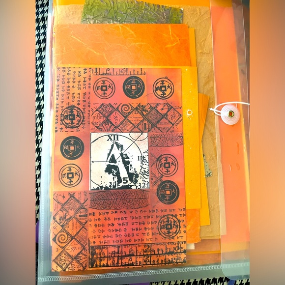 Orange toned crafting paper bundle - Picture 1 of 2